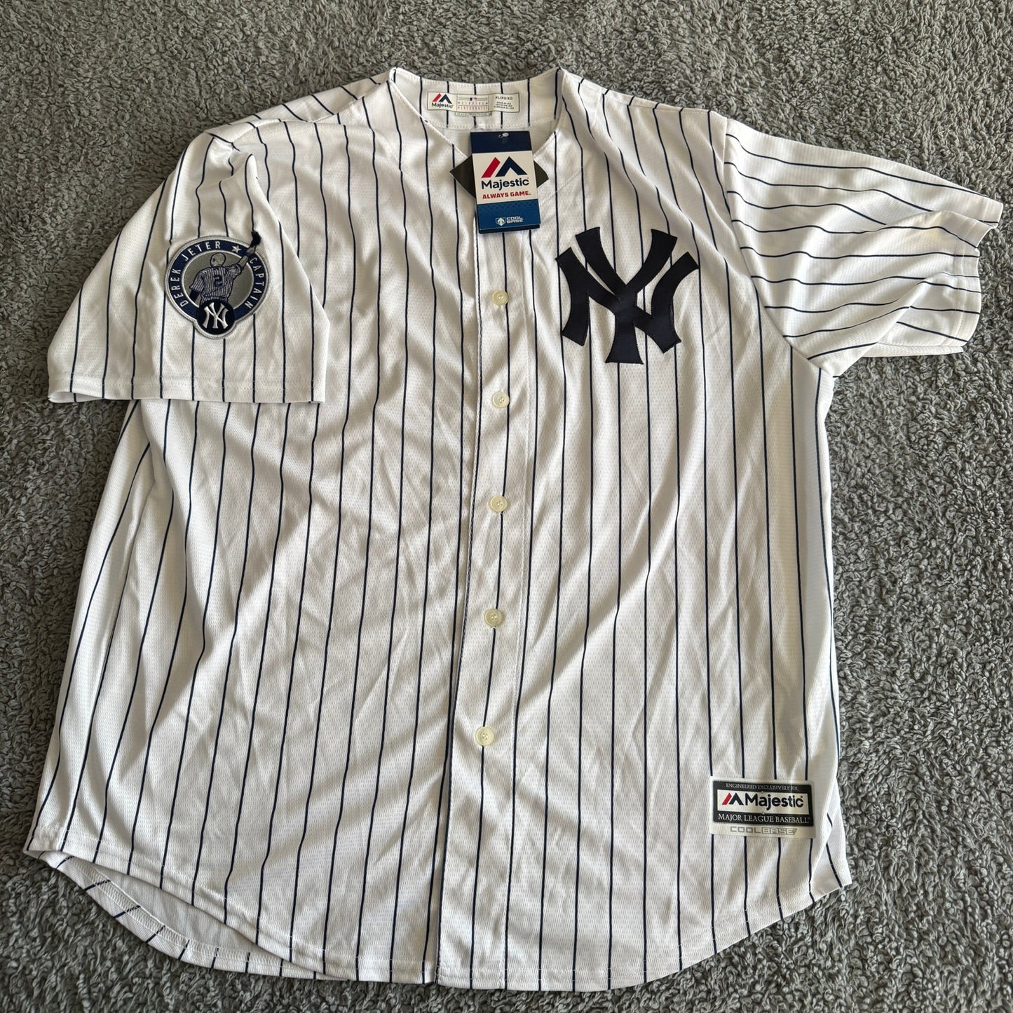 2014 Majestic MLB New York Yankees Derek Jeter #2 Jersey Captain Patch XL NWT