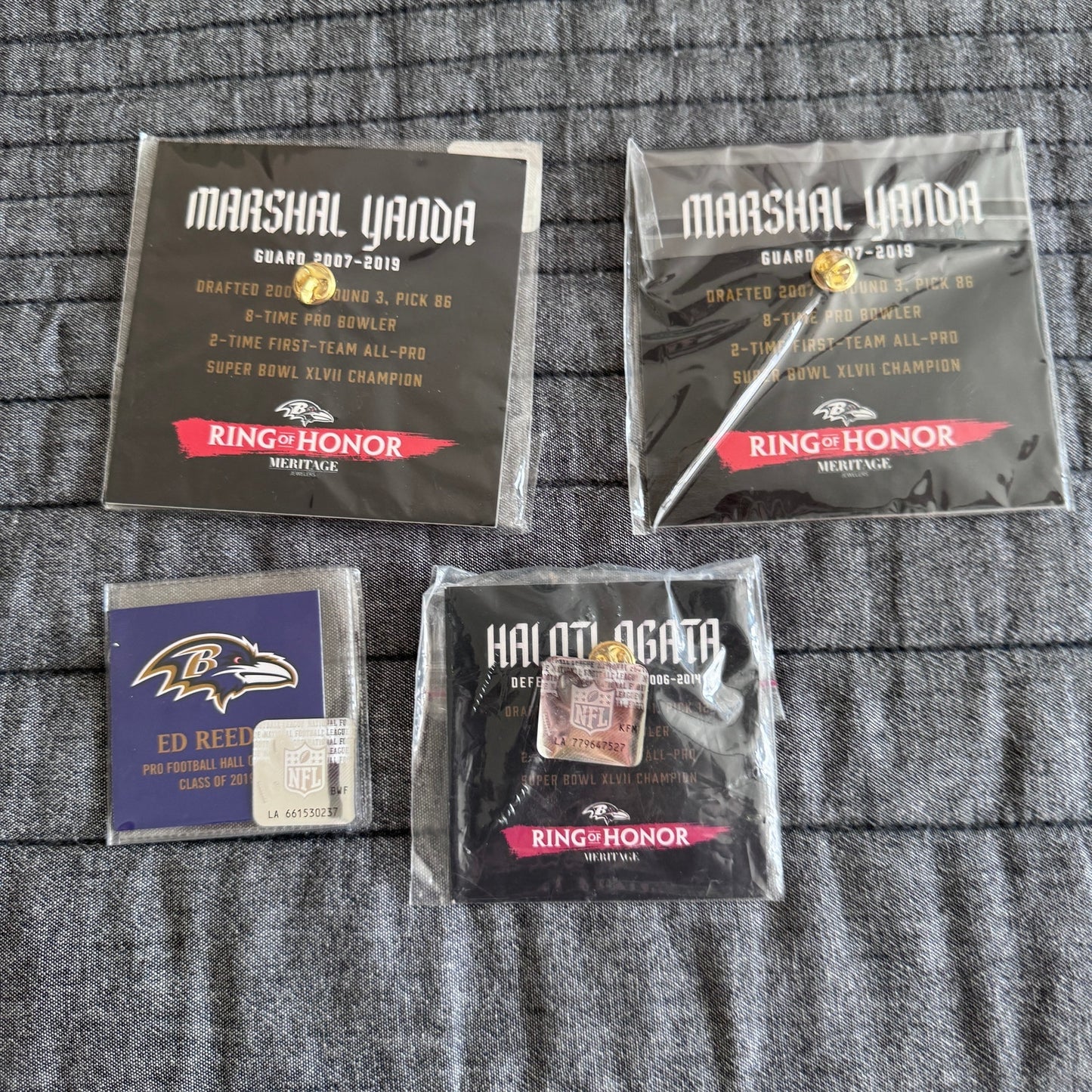 (4) NFL Baltimore Ravens Hall of Fame Memorabilia- Coin, Pins - Reed Suggs Yanda