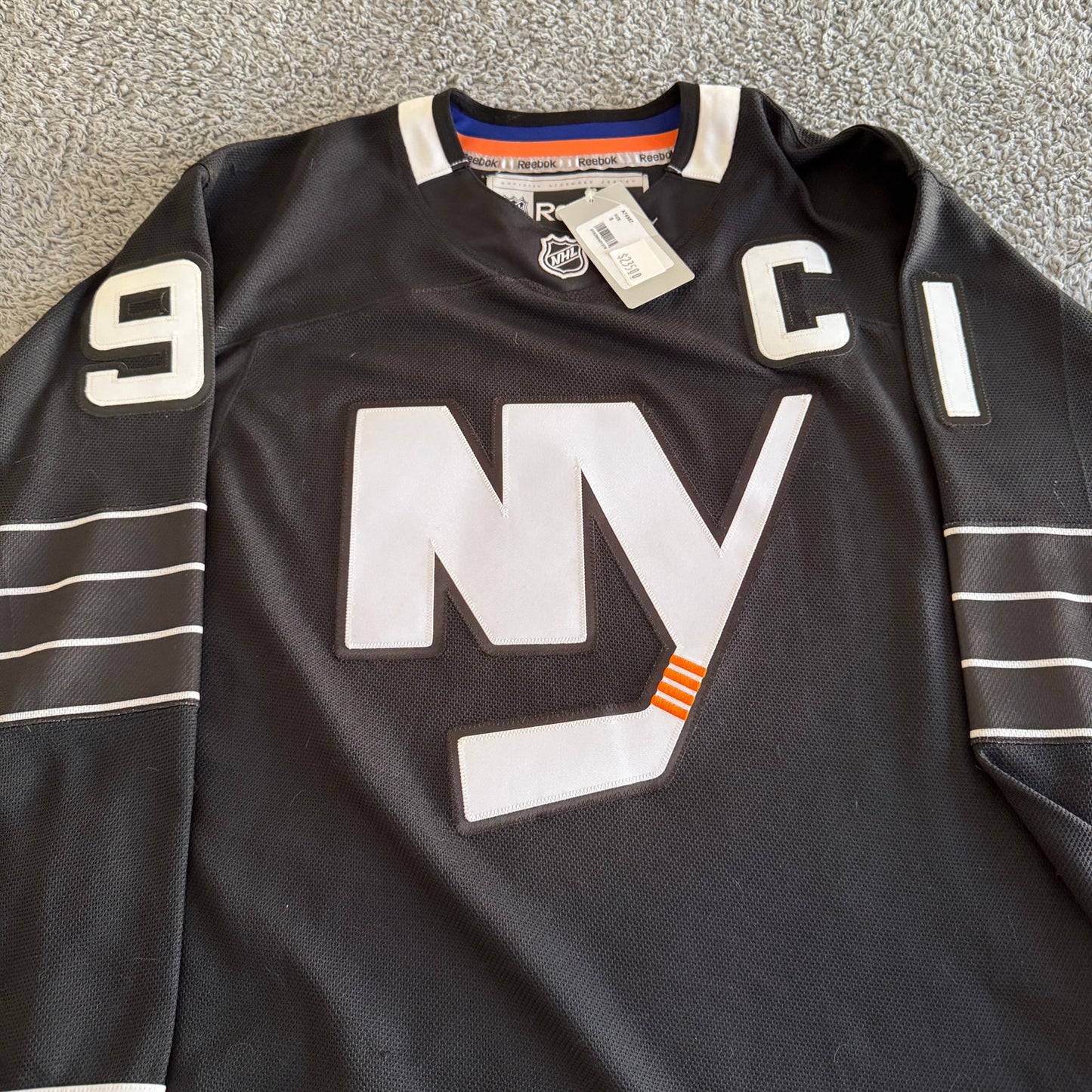 NWT 2015 Reebok John Tavares NHL New York Islanders Black Alt Hockey Jersey Sz S