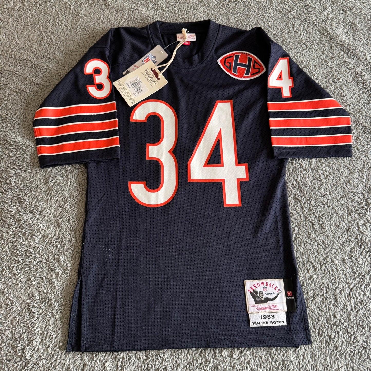100% Authentic 1983 Walter Payton NFL Chicago Bears Mitchell & Ness Jersey 36-S