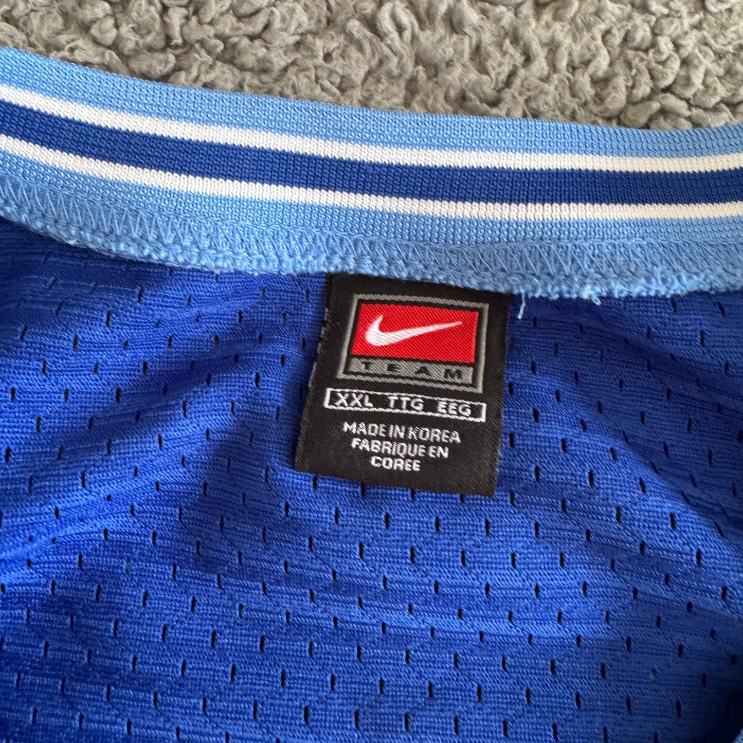Kobe Bryant Vintage NBA 2004 Los Angeles Lakers Nike Jersey 2XL Blue Swingman