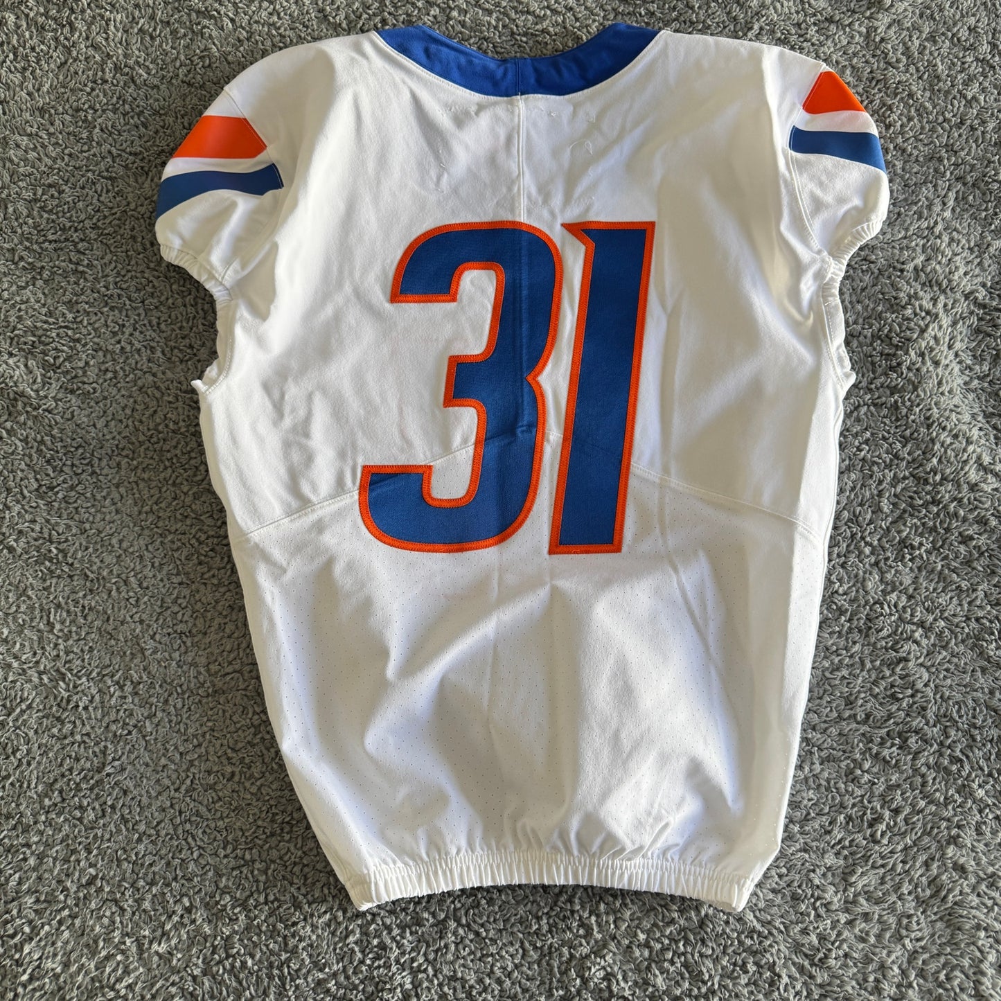 Nike Game Used Boise State Broncos NCAA Football #31 White Jersey 40 MWC w/COA