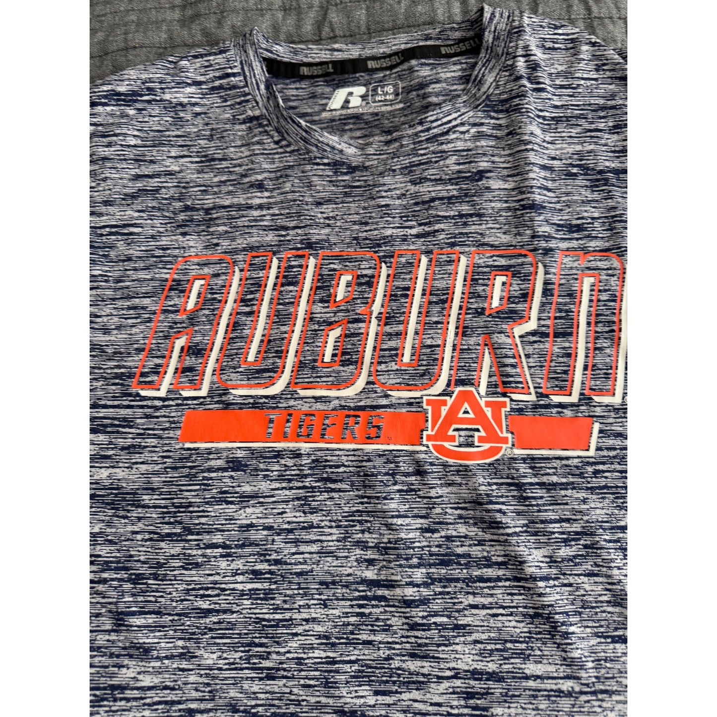 Russell Athletic NCAA Auburn University Tigers Gray Logo T Shirt Men's Large