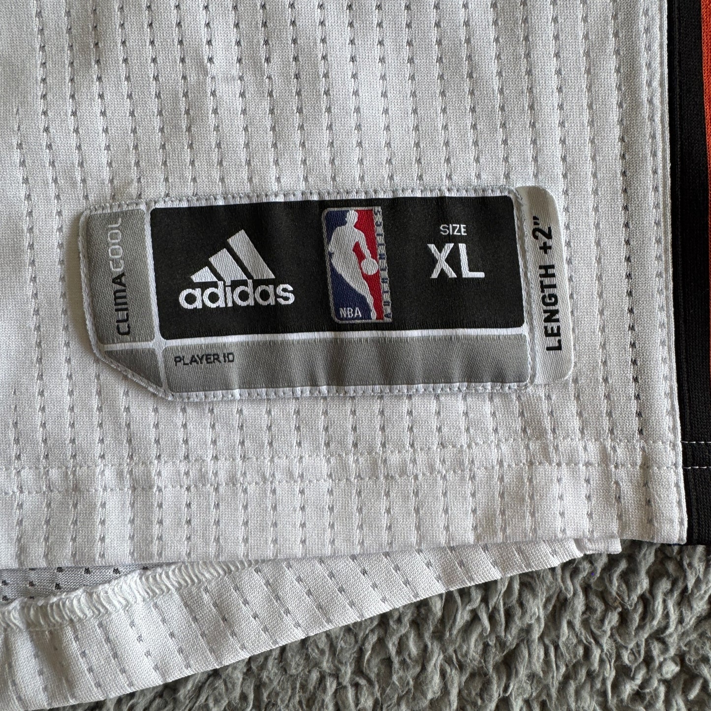 2010 Adidas Rev 30 Carmelo Anthony NBA New York Knicks Jersey White XL + 2"