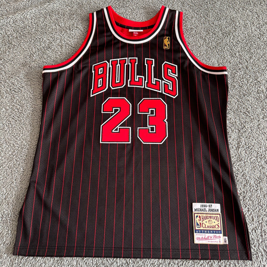 NWOT Authentic Mitchell & Ness NBA Chicago Bulls Michael Jordan 96-97 Jersey XL