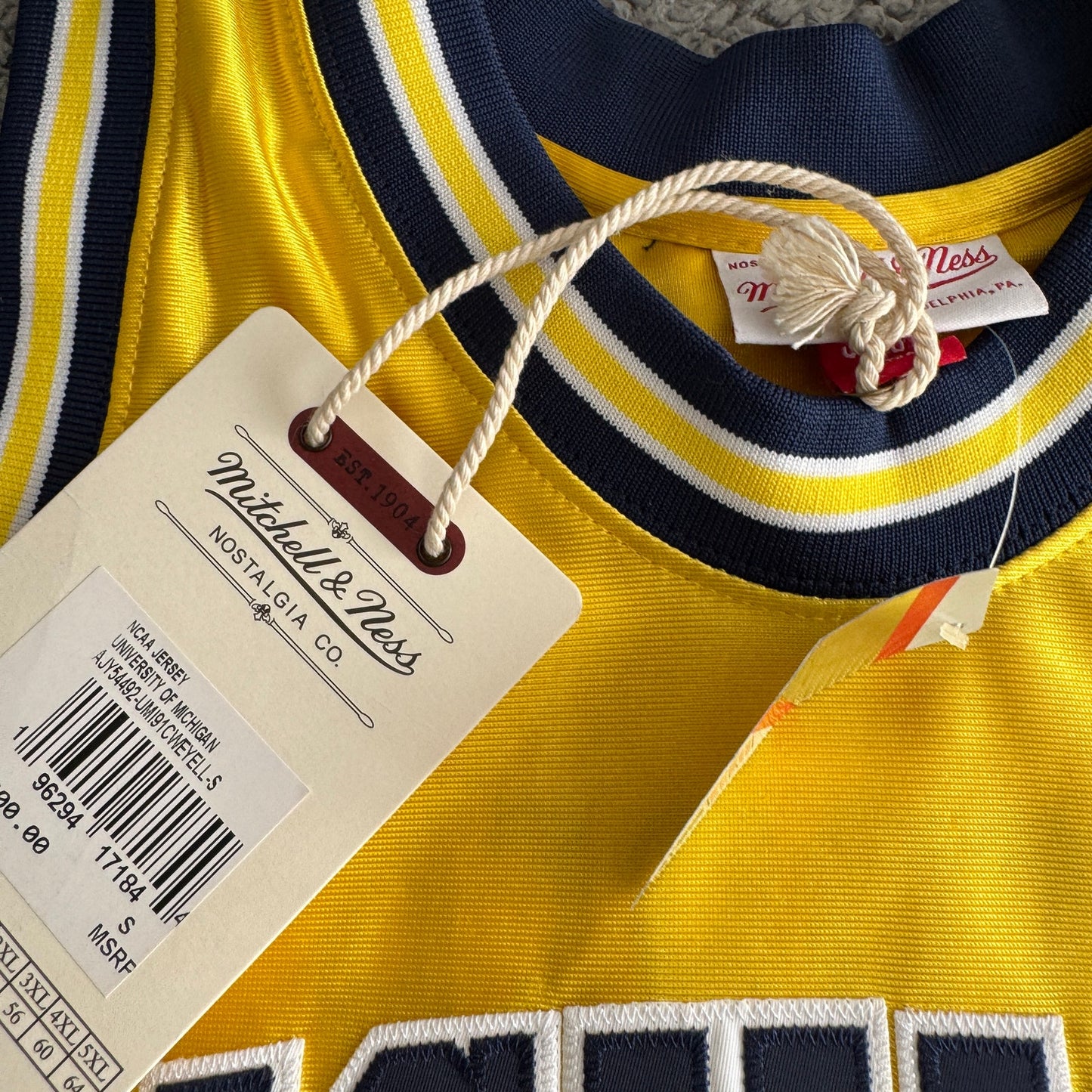 NWT Mitchell & Ness Chris Webber NCAA Michigan Wolverines 91-92 Jersey Mens 36-S