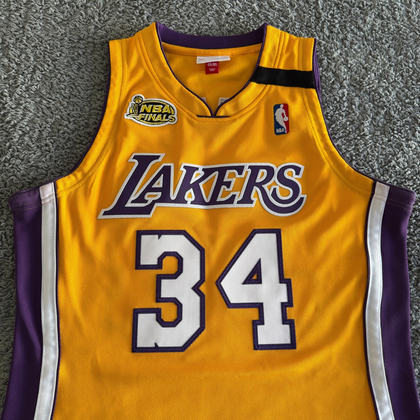 Mitchell & Ness 2000 Shaquille O'Neal NBA Los Angeles Lakers Finals Jersey 40-M