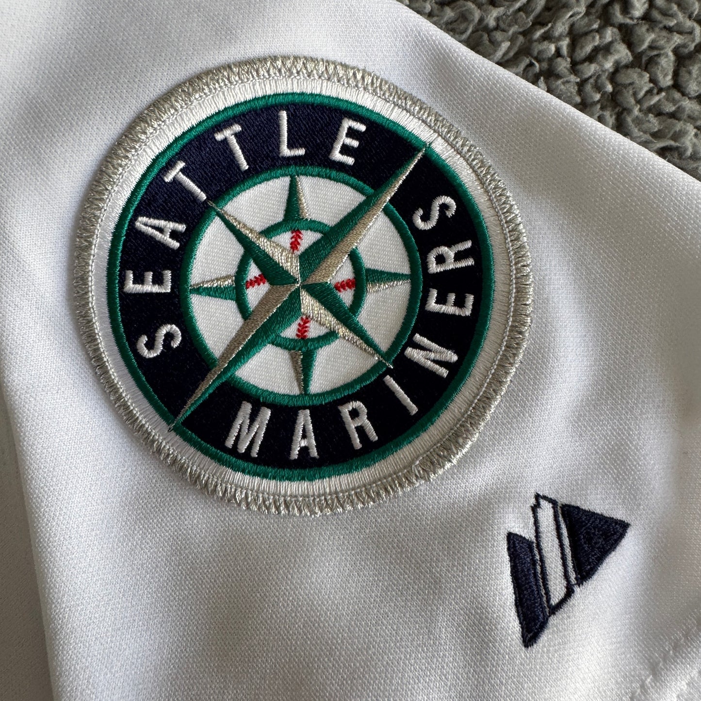 100% Authentic Ichiro Suzuki 2005 Majestic MLB Seattle Mariners Jersey Mens XL