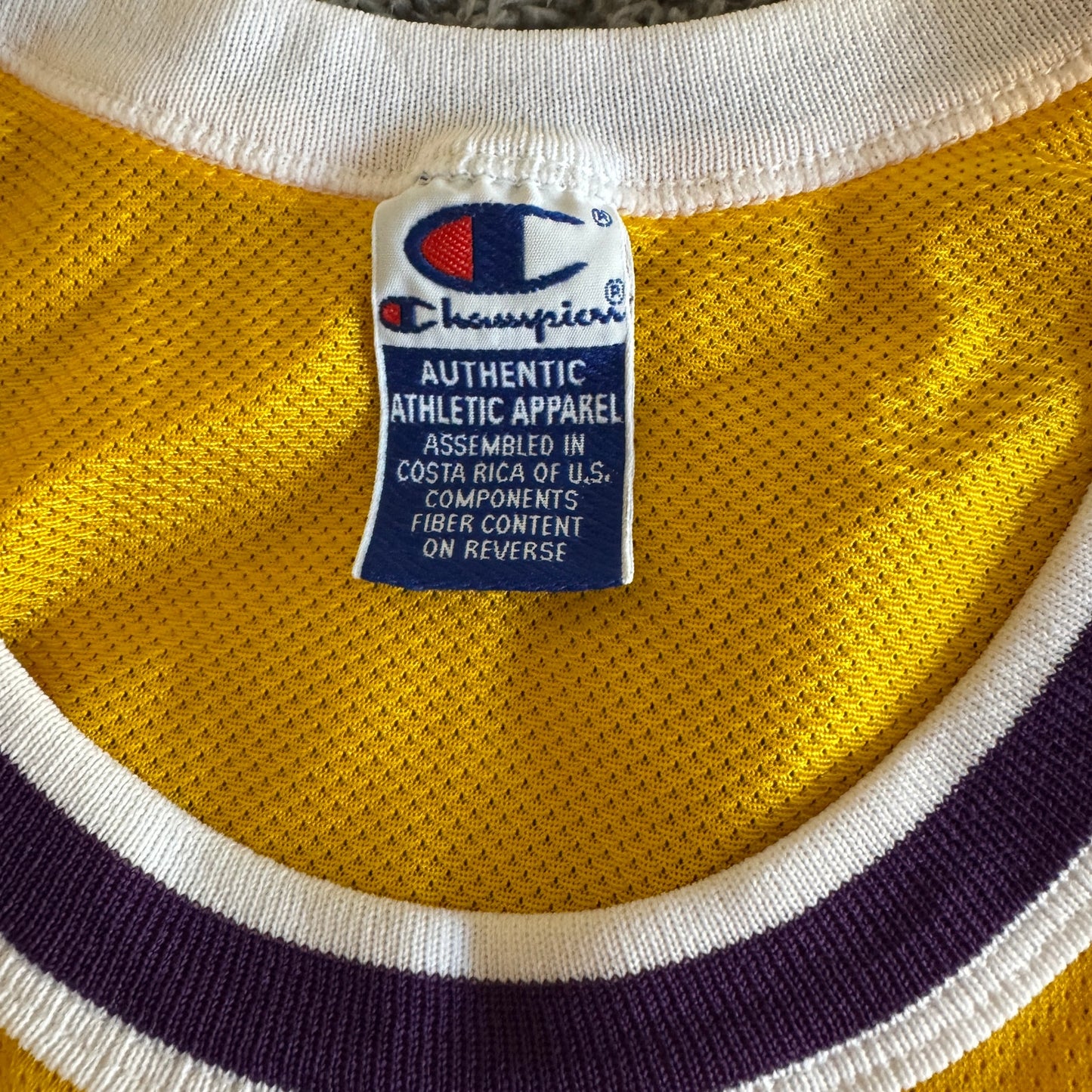 Kobe Bryant Authentic Champion Los Angeles Lakers #8 Gold Jersey 40 M 97-98 RARE