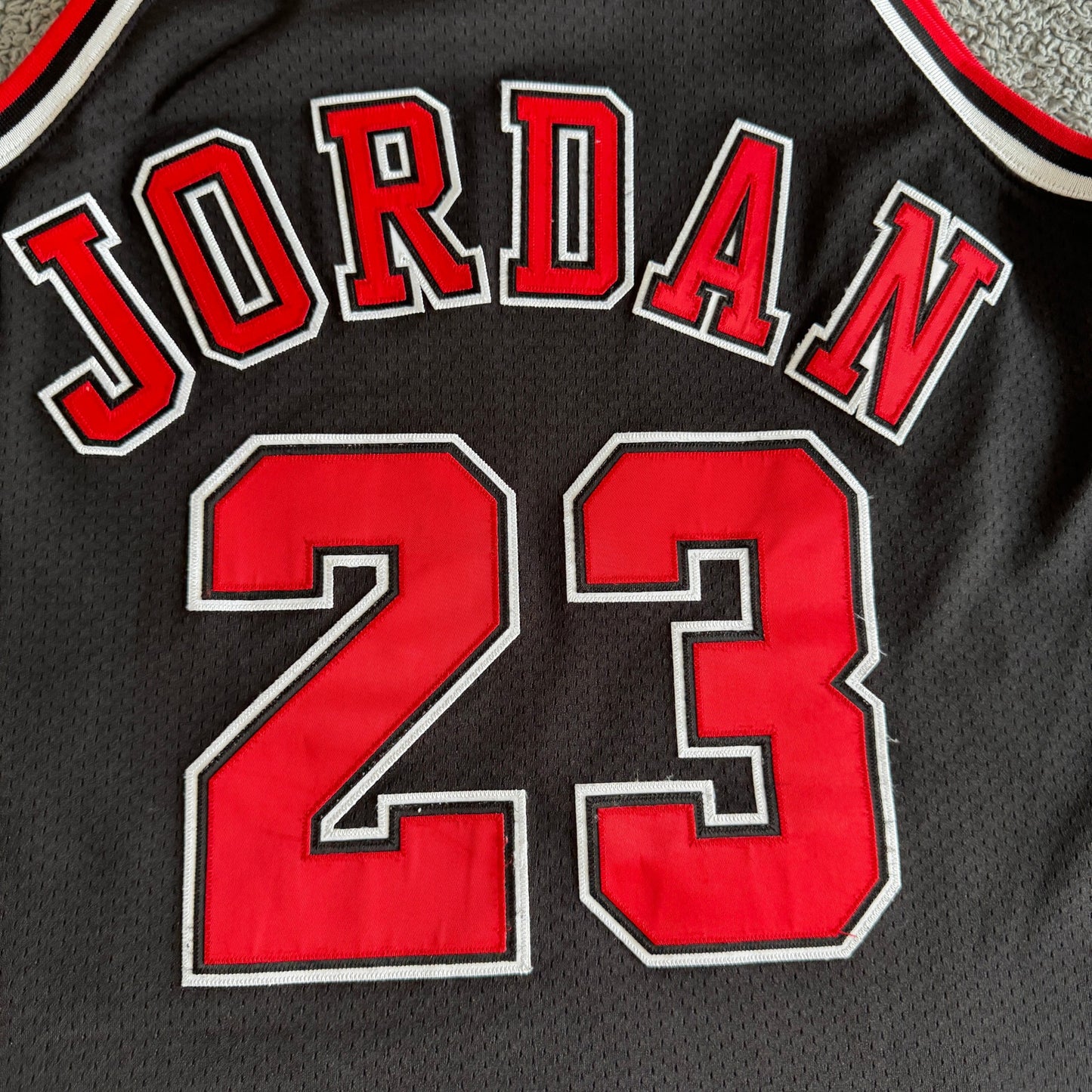 100% Authentic Michael Jordan Mitchell & Ness NBA Chicago Bulls 97-98 Jersey 44