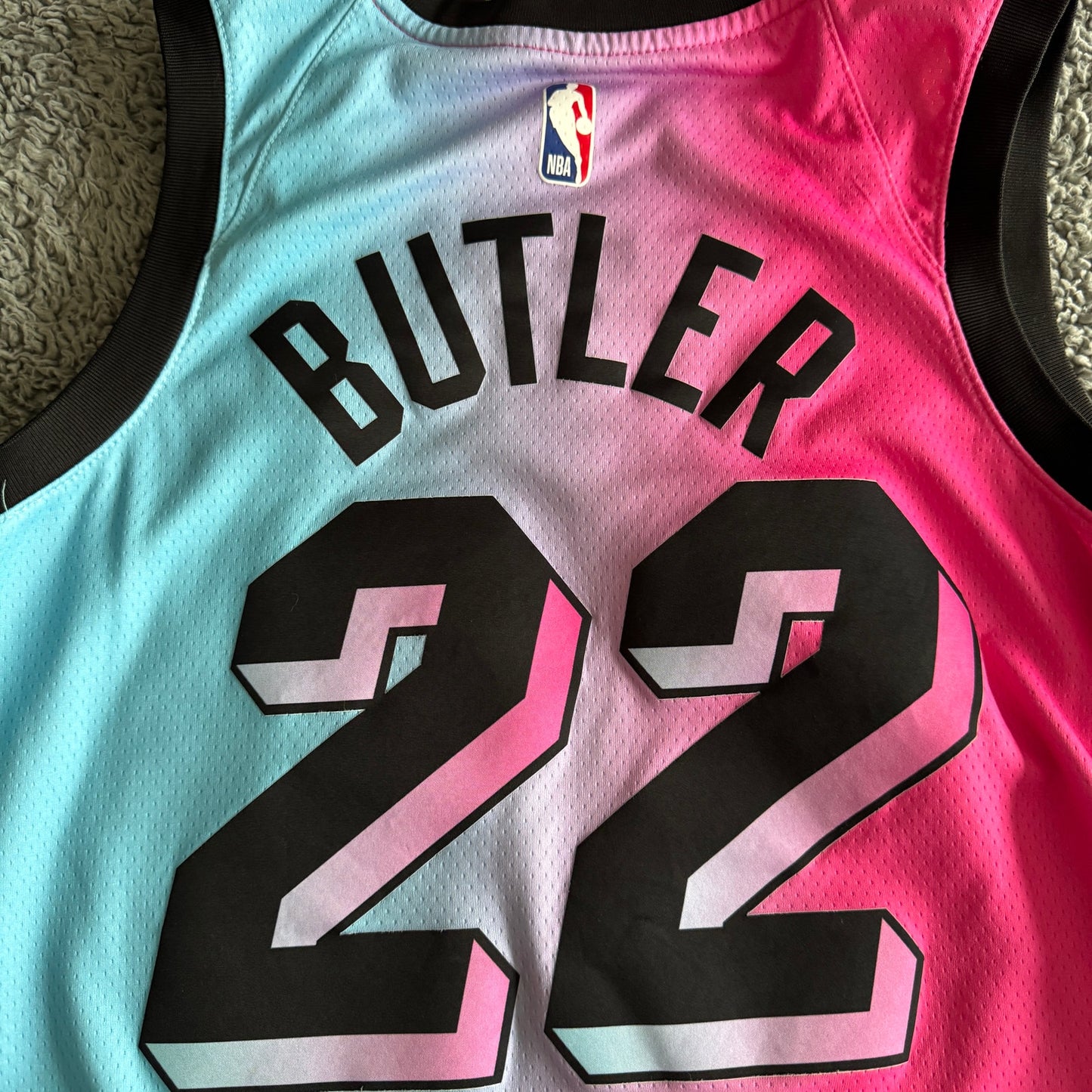 2020 Nike Miami Heat Jimmy Butler City Edition Pink Blue NBA Jersey Size 44 L
