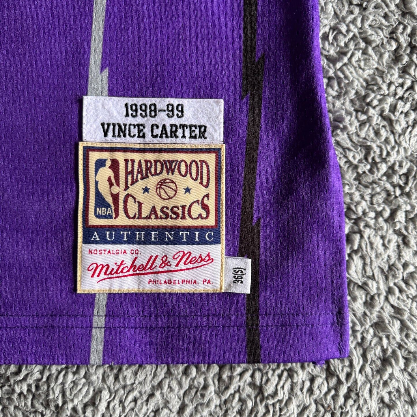 100% Authentic Vince Carter Mitchell Ness 98 99 Raptors Jersey Size 36 S Mens