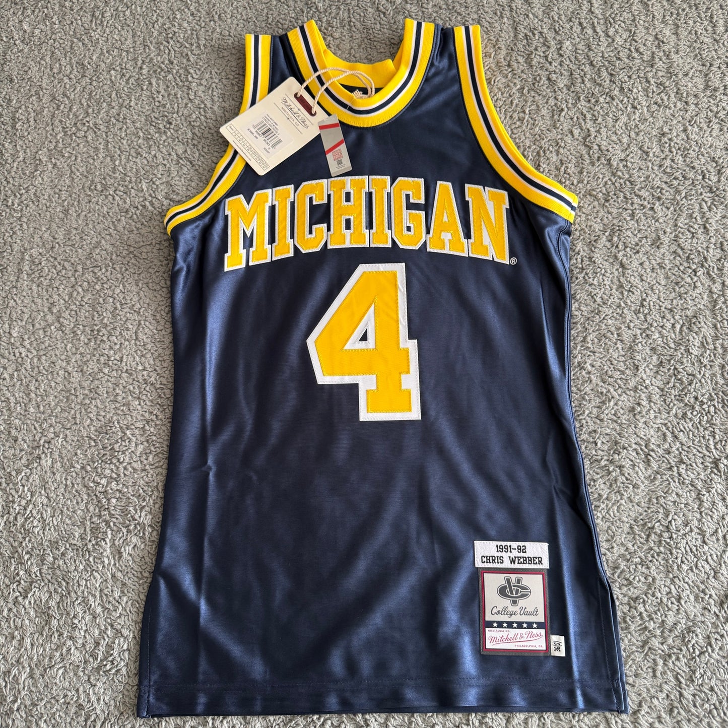 NWT Mitchell & Ness Chris Webber NCAA Michigan Wolverines 91-92 Jersey Mens 36-S
