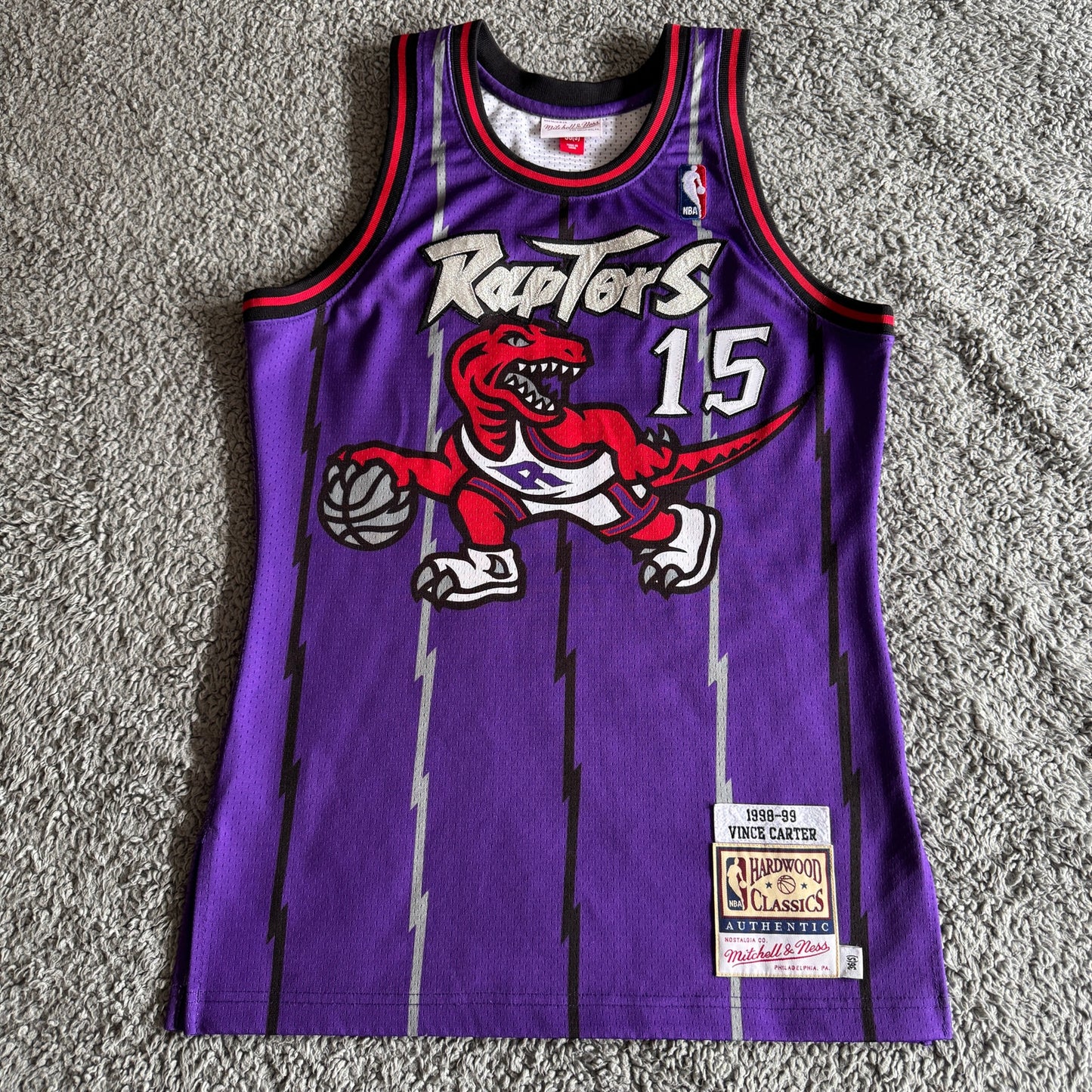 100% Authentic Vince Carter Mitchell Ness 98 99 Raptors Jersey Size 36 S Mens