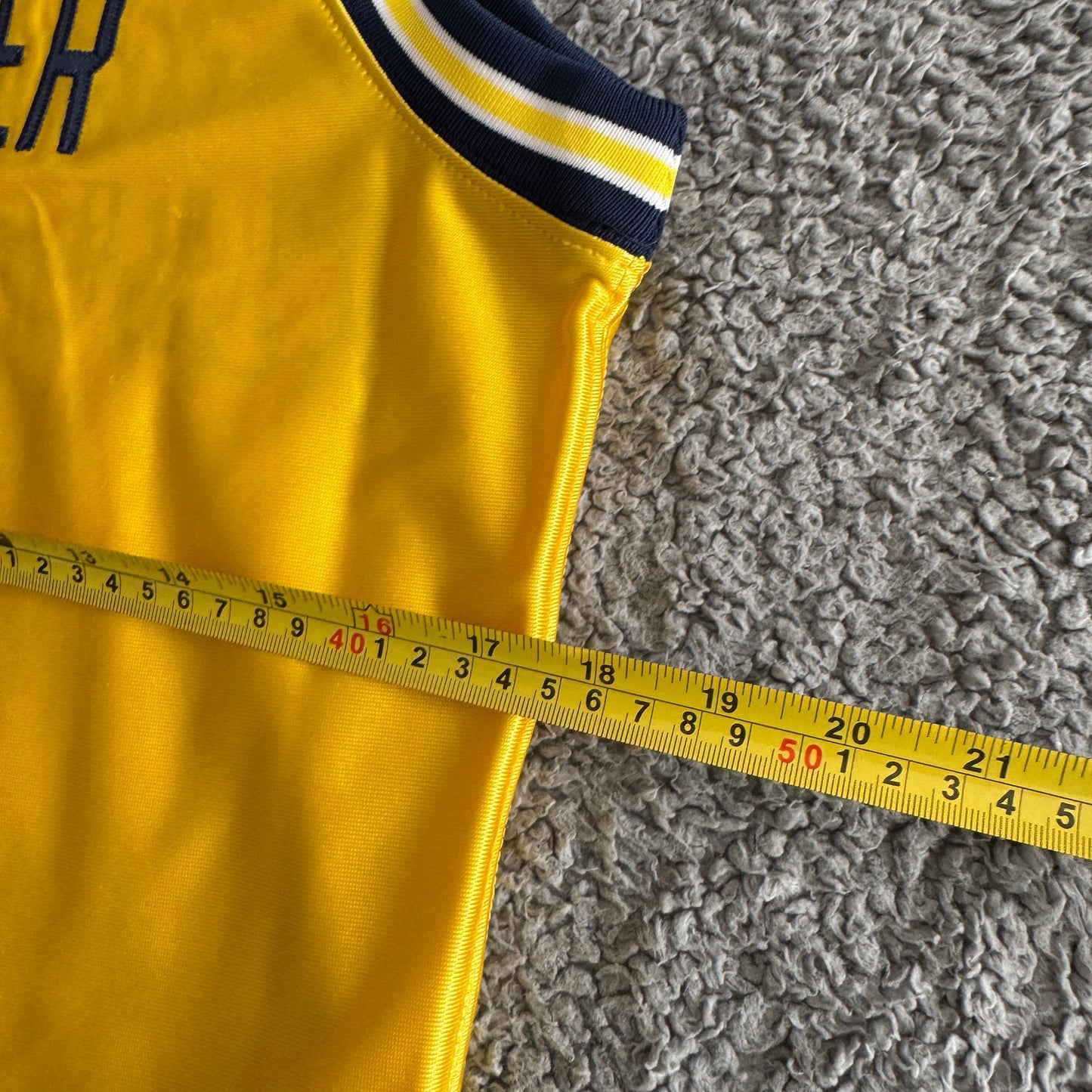 NWT Mitchell & Ness Chris Webber NCAA Michigan Wolverines 91-92 Jersey Mens 36-S