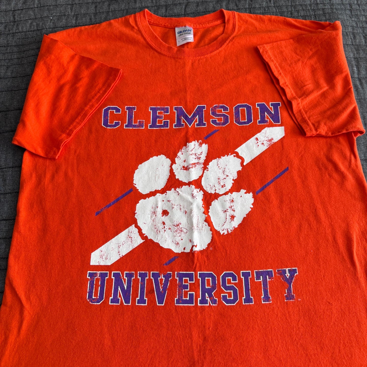 NWOT Gildan Y2K NCAA Clemson Tigers Orange Paw Logo T-Shirt Mens Large