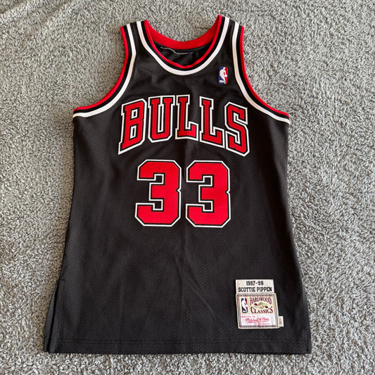 Authentic Mitchell & Ness Scottie Pippen NBA Chicago Bulls 97-98 Jersey 36 S
