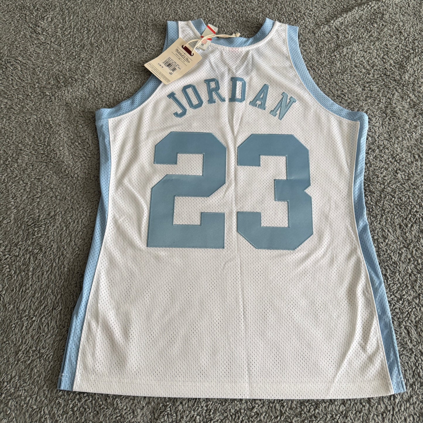 NWT Authentic Mitchell & Ness Michael Jordan UNC Tar Heels 1983-84 Jersey Sz 44
