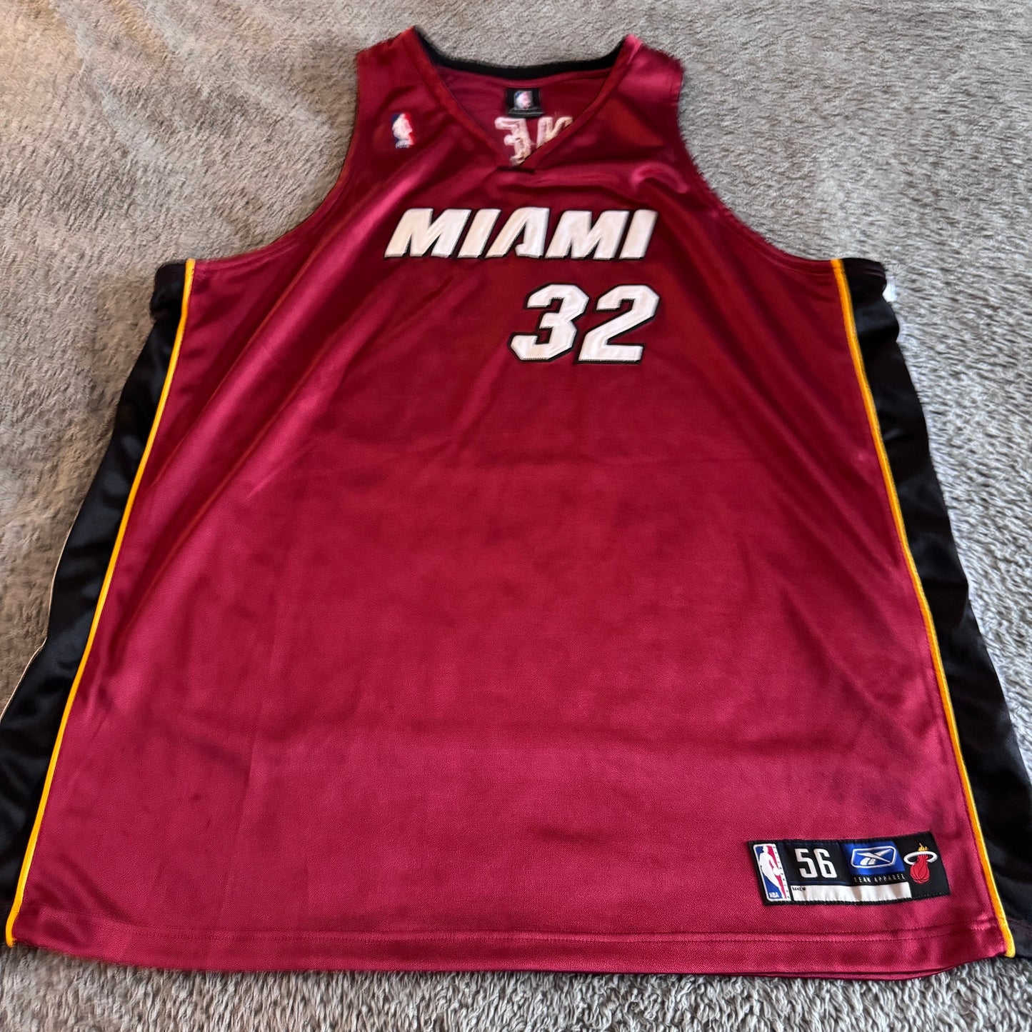 100% Authentic Reebok 2004 Shaquille O'Neal NBA Miami Heat Red Jersey Sz 56