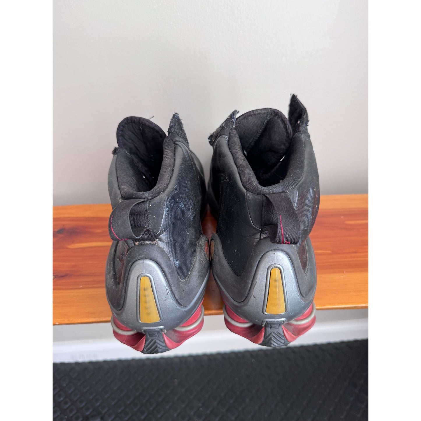 Vintage y2K Nike Shox VC Vince Carter Basketball Shoe Sz 13 Raptors 302277-061