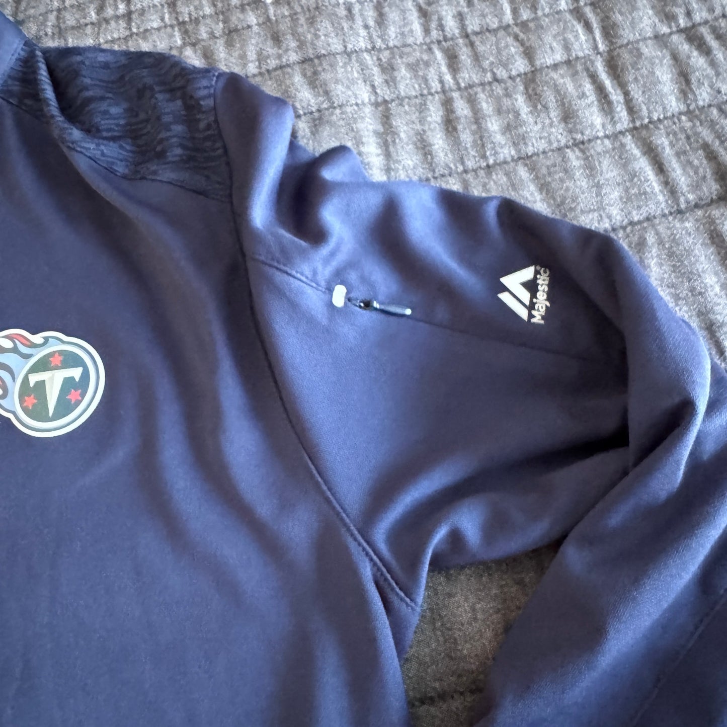 Majestic Cool Base NFL Tennessee Titans Blue Logo 1/4 Zip Pullover Jacket Mens L